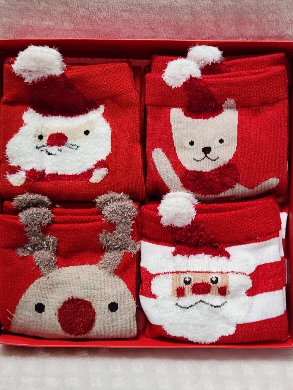 Four (4) Pair Christmas Holiday Socks Santa Rudolph - OS - NEW